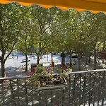 Grand Appartement Tour Eiffel Place Barcelone