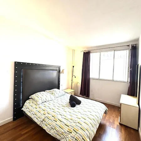 Apartment Grand Tour Eiffel Place Barcelone
