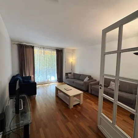 Grand Tour Eiffel Place Barcelone Apartment *